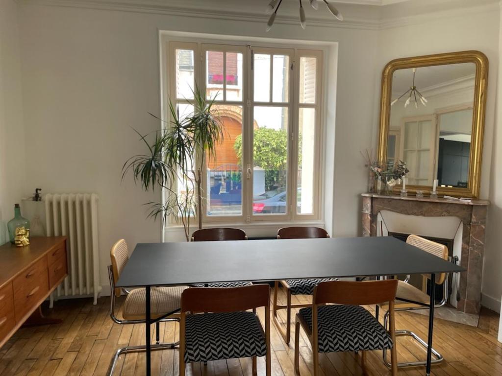 Hébergement de vacances Maison 24h Proche Gare Et Centre *